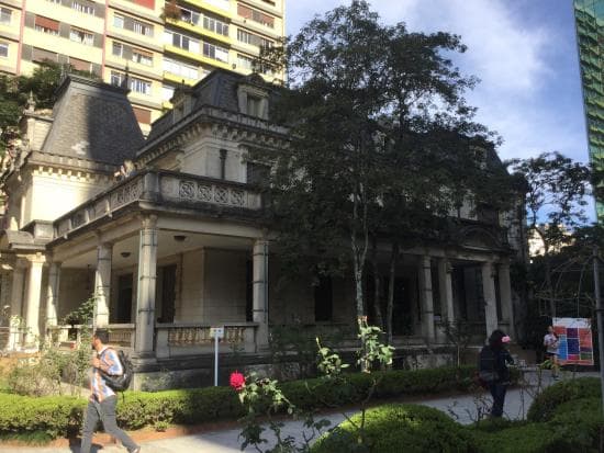 Casa das Rosas