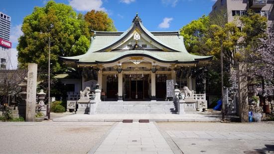 Namba Yasaka Jinja