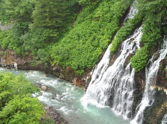 Shirahige Waterfall