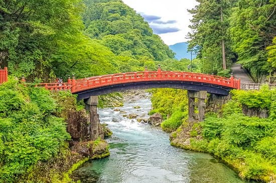Shinkyō Bridge