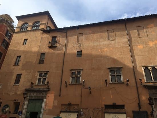 Enoteca e Taverna Capranica