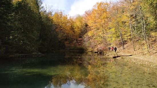 Mono Cliffs Provincial Park (Reservation Required)