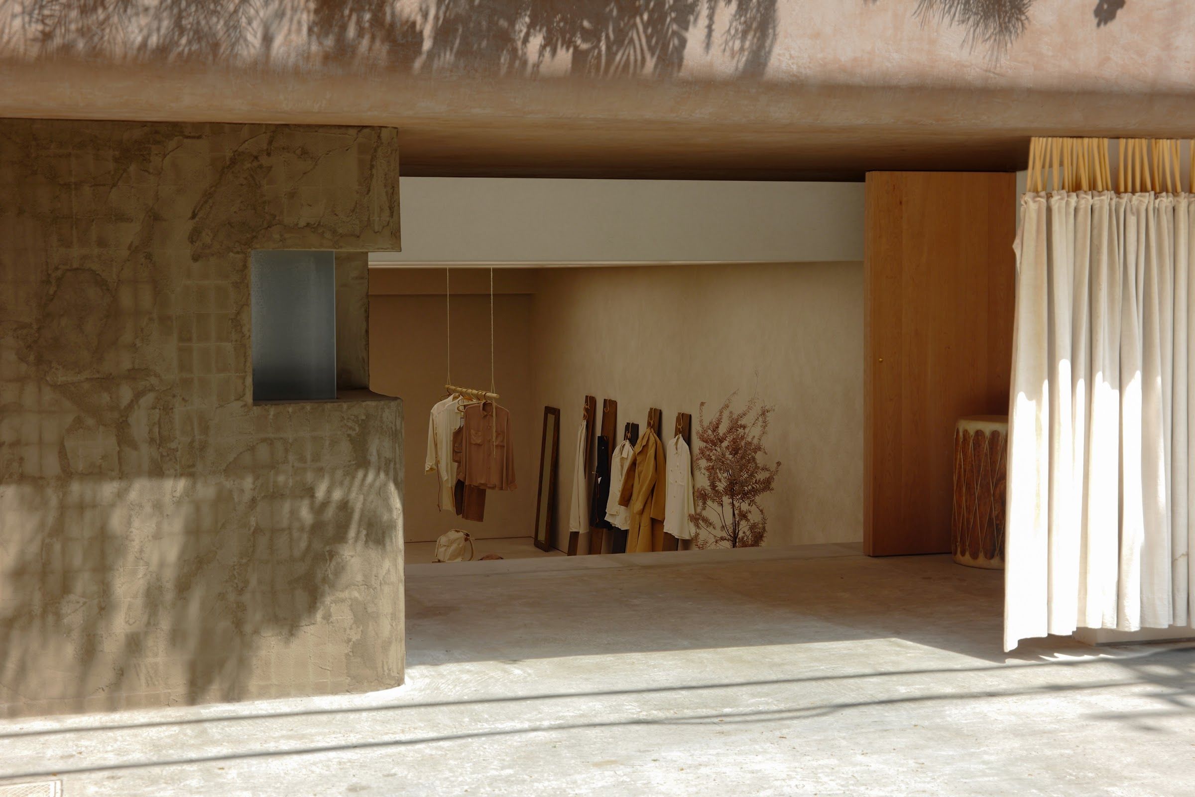 Vacant/Centre