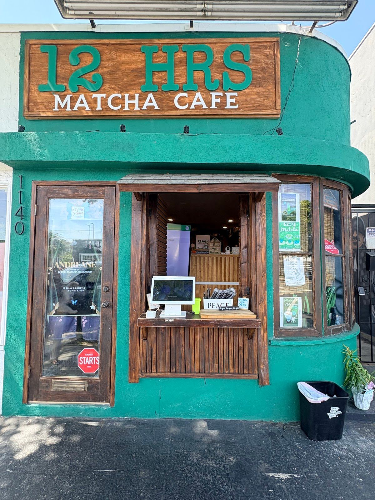 12 HRS MATCHA CAFE