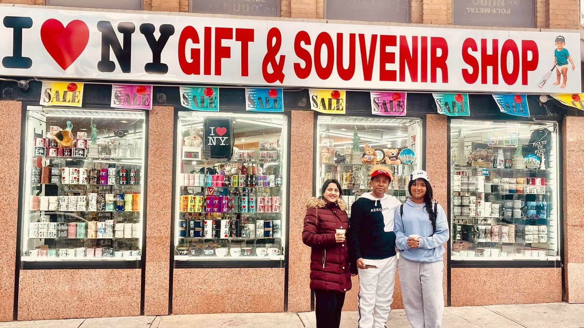 I love NY gift & souvenir shop