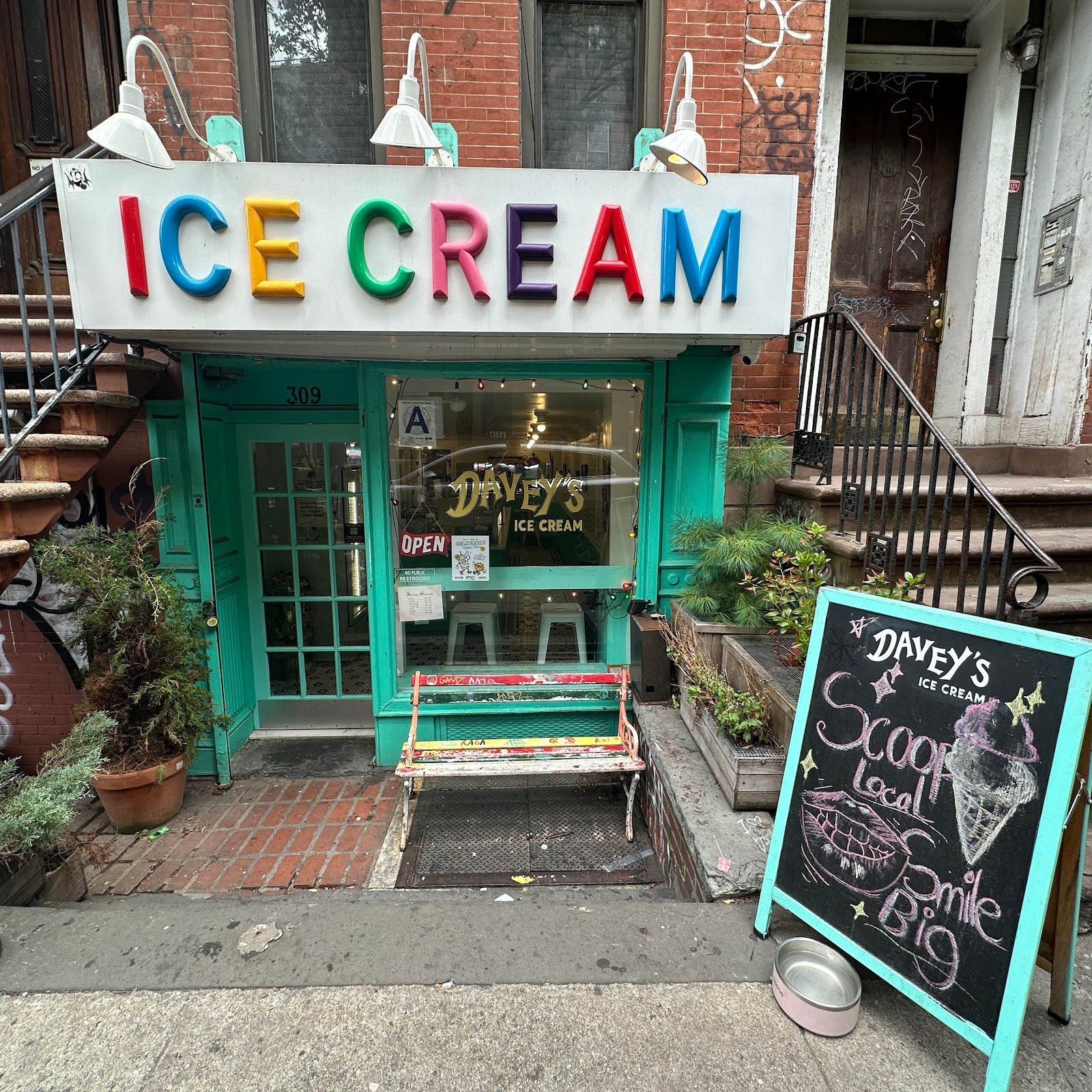 Davey's Ice Cream