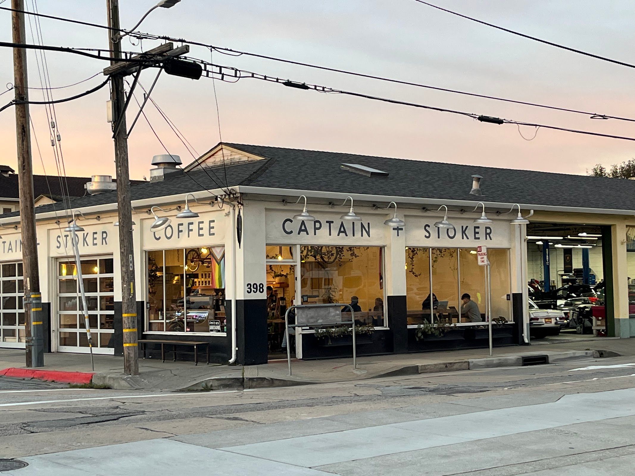 Captain + Stoker