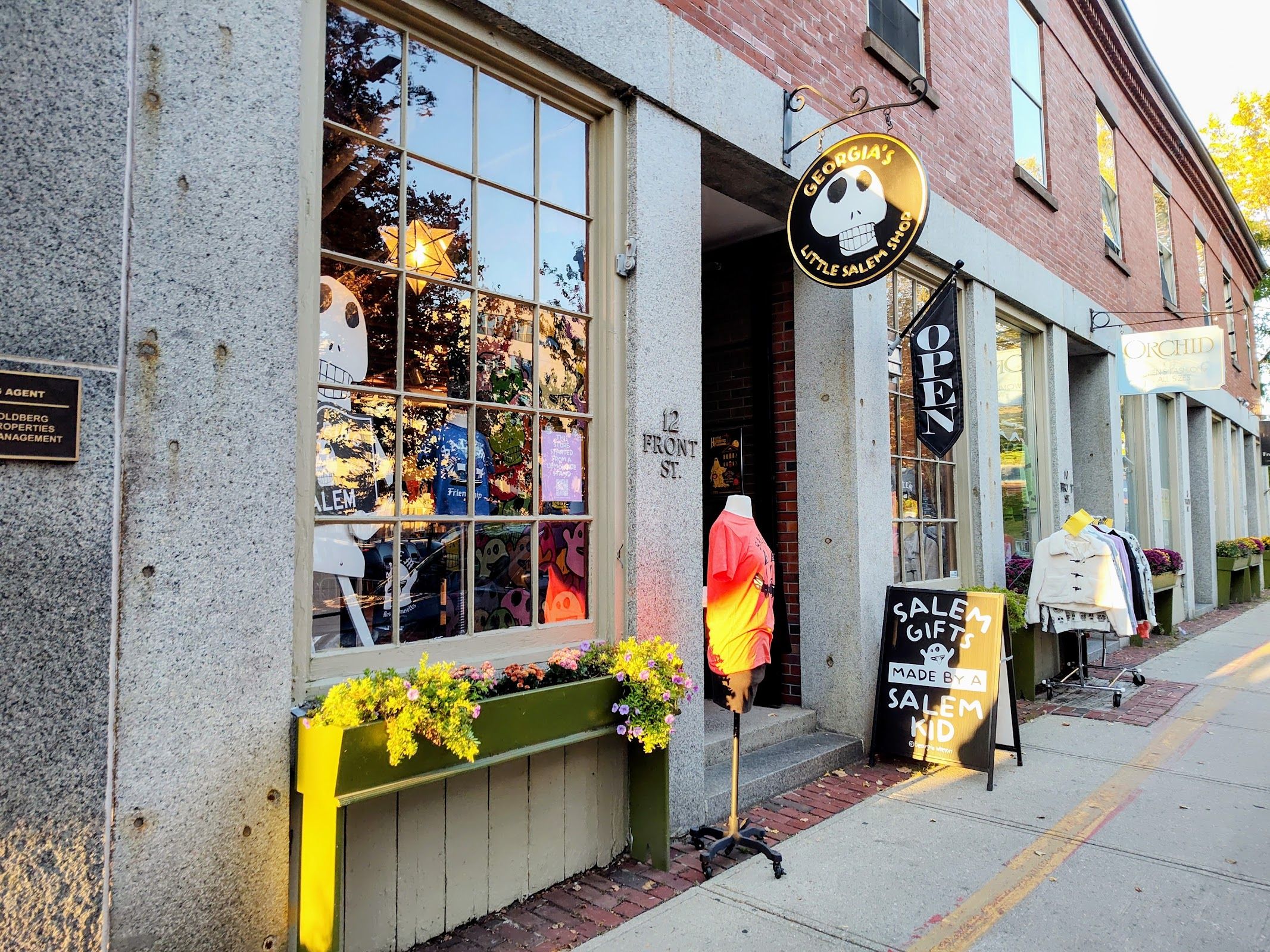 Georgia's Little Salem Shop