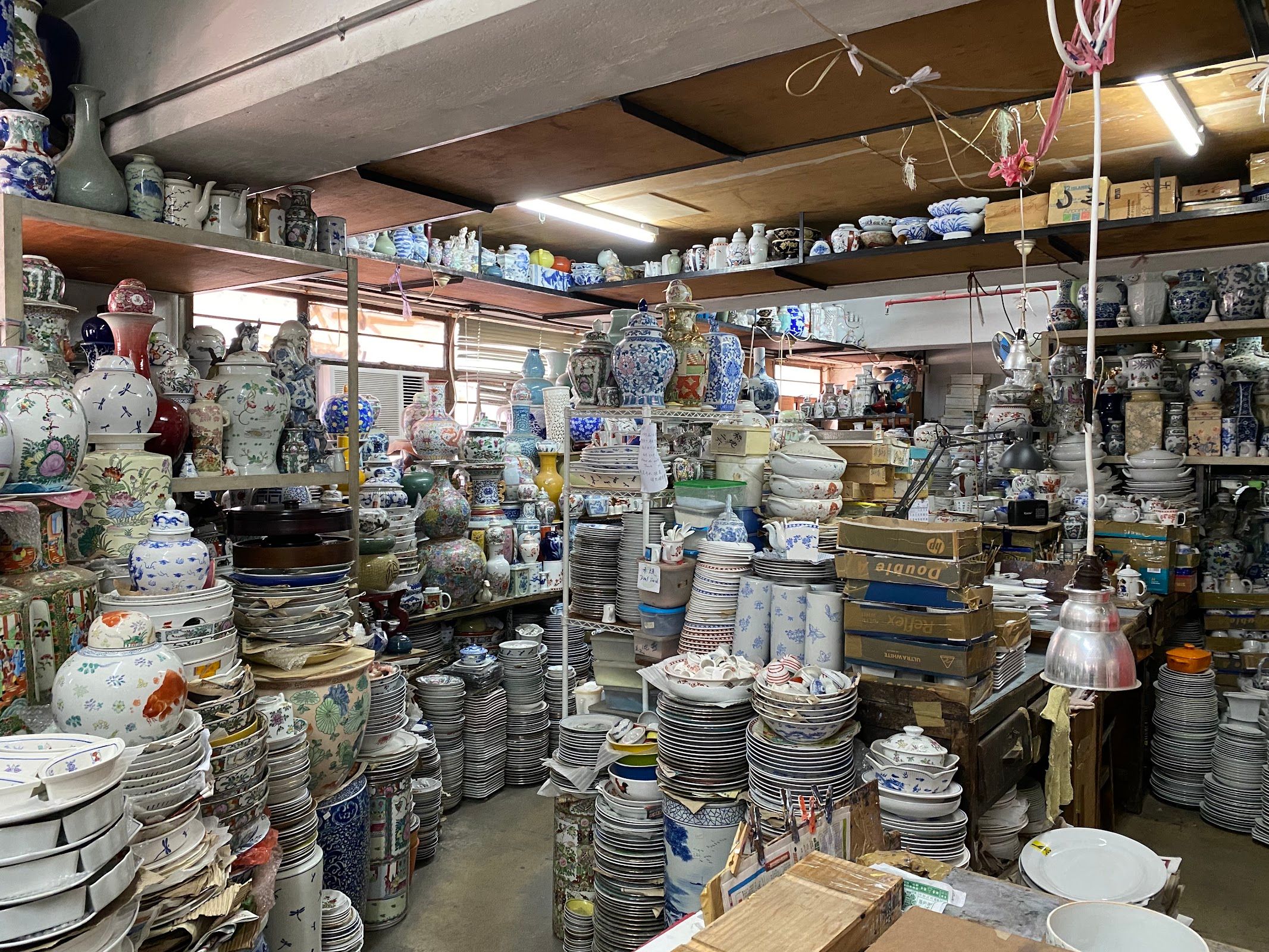 Yuet Tung China Works