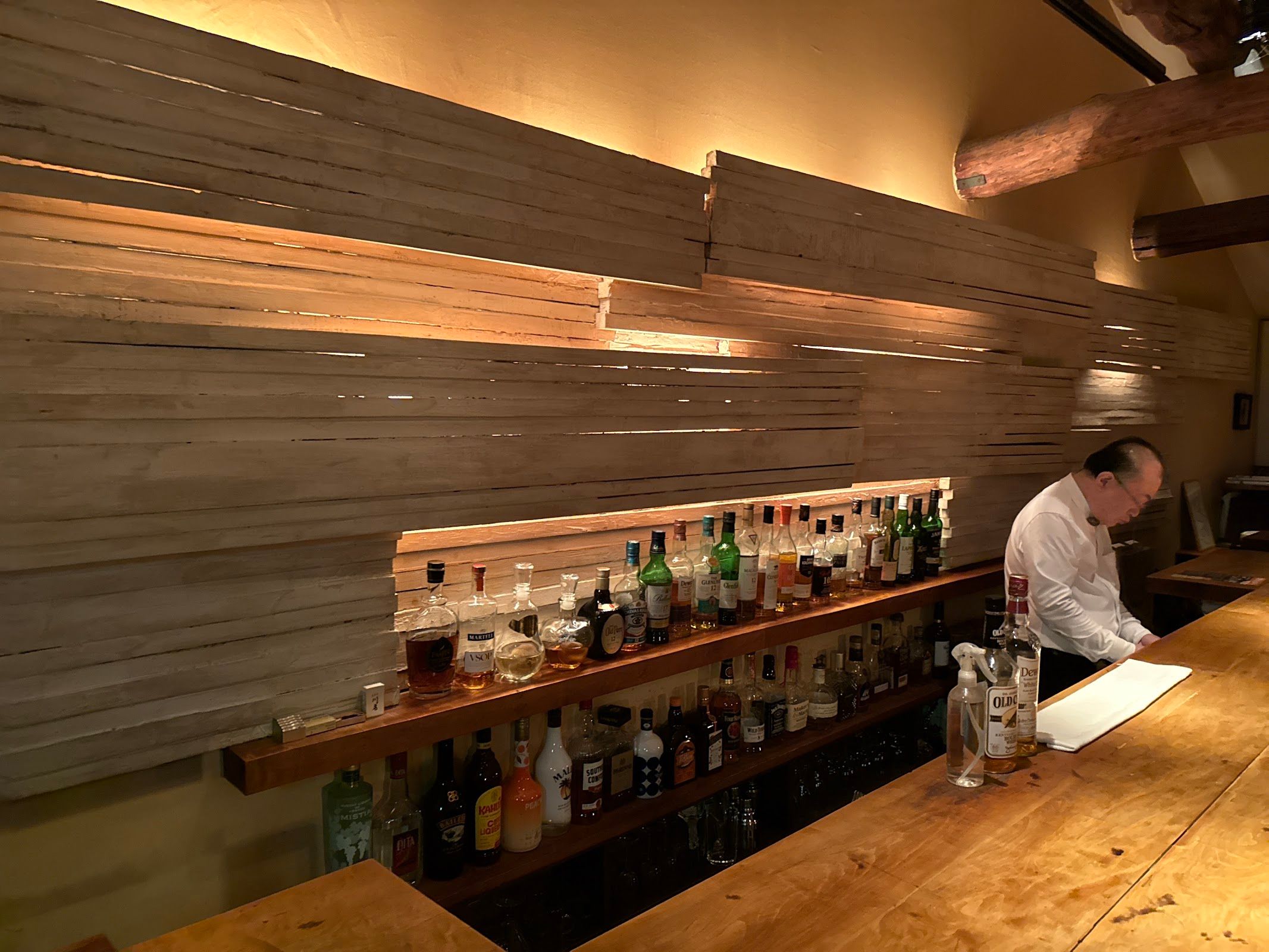 Bar Kawana