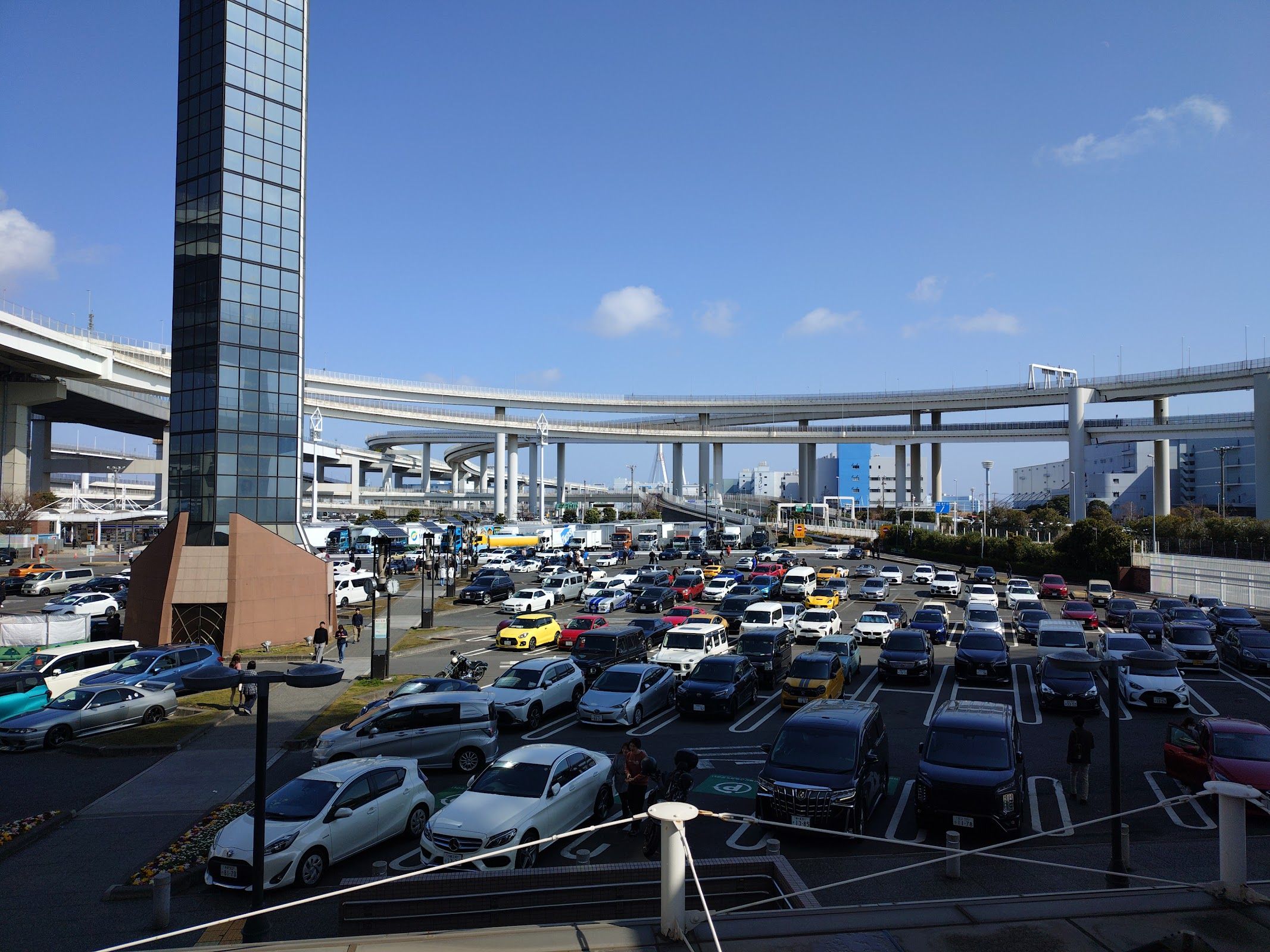Daikoku Parking Area