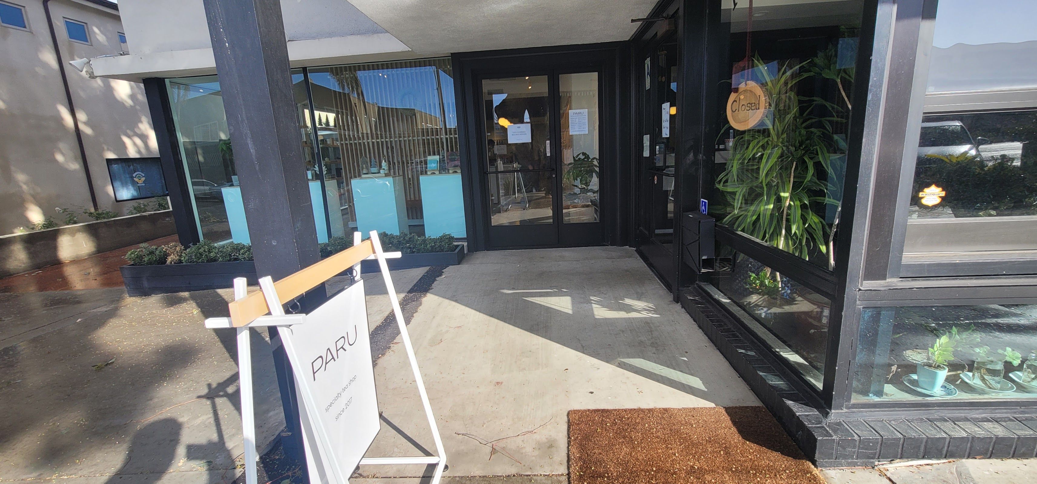 PARU - Retail Store