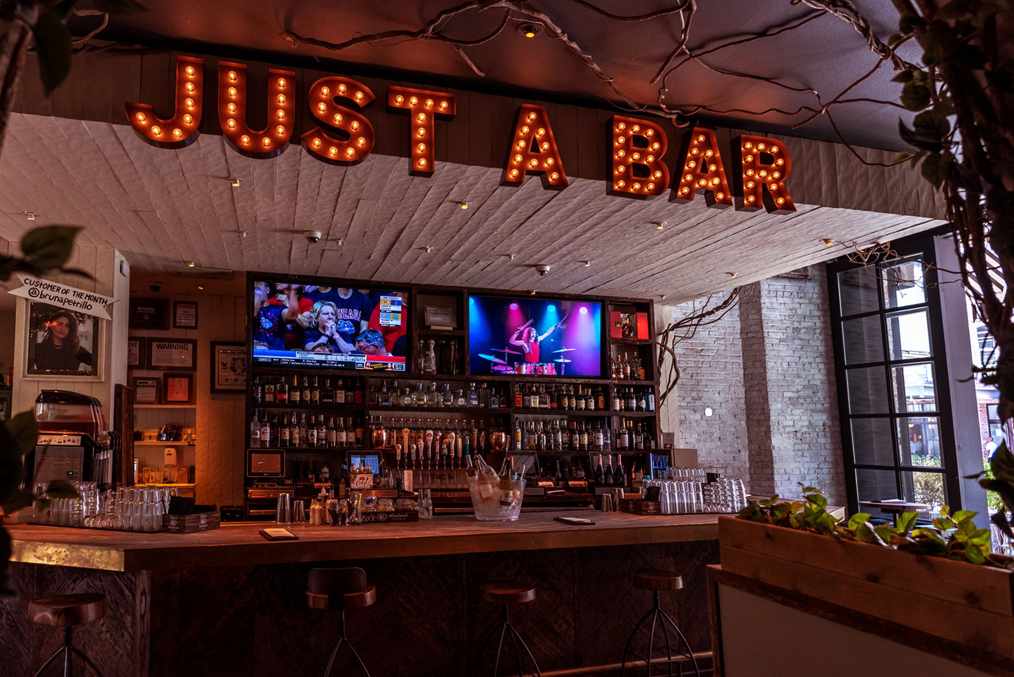 Common Ground Bar