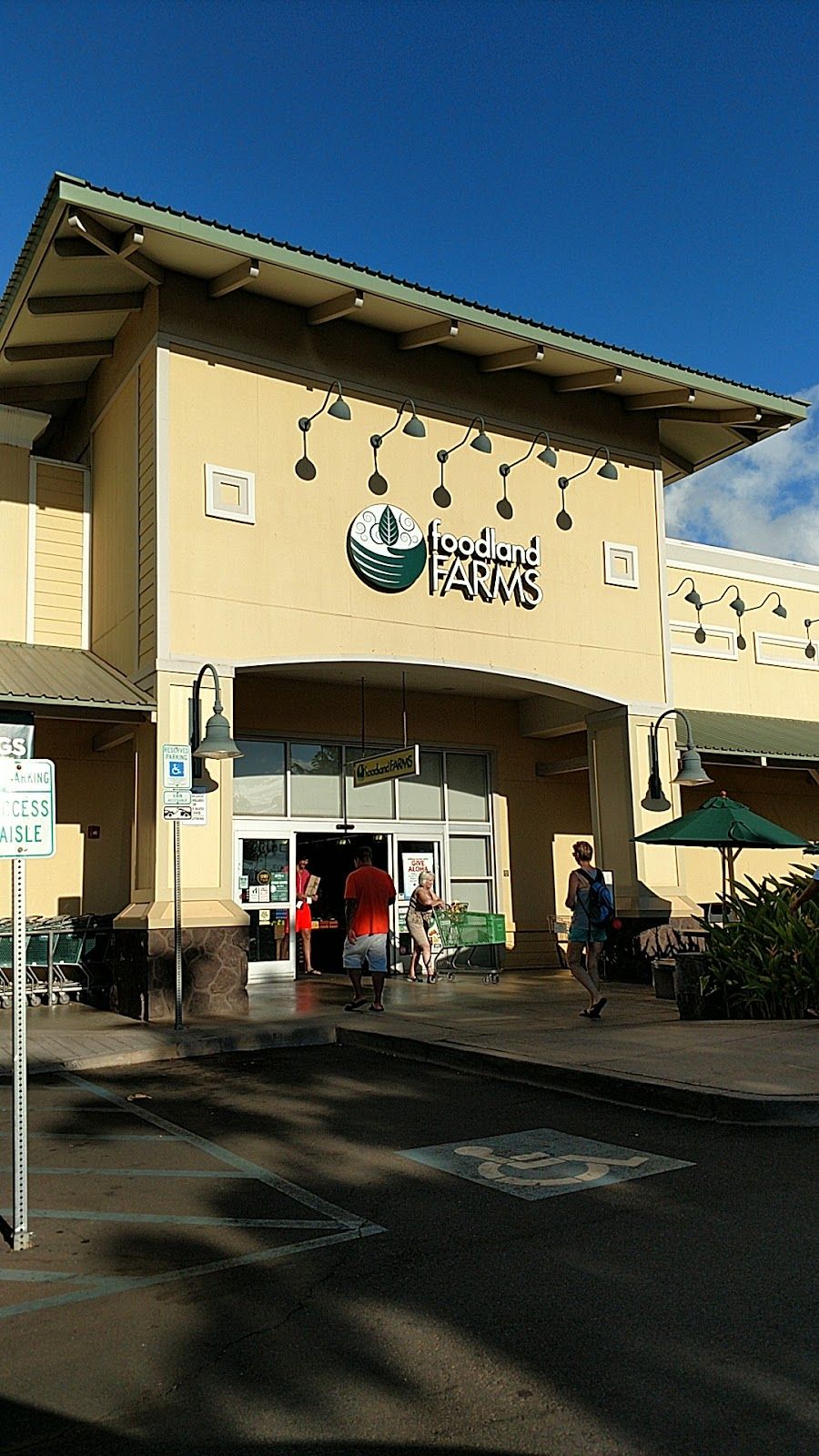 Foodland Farms Lahaina