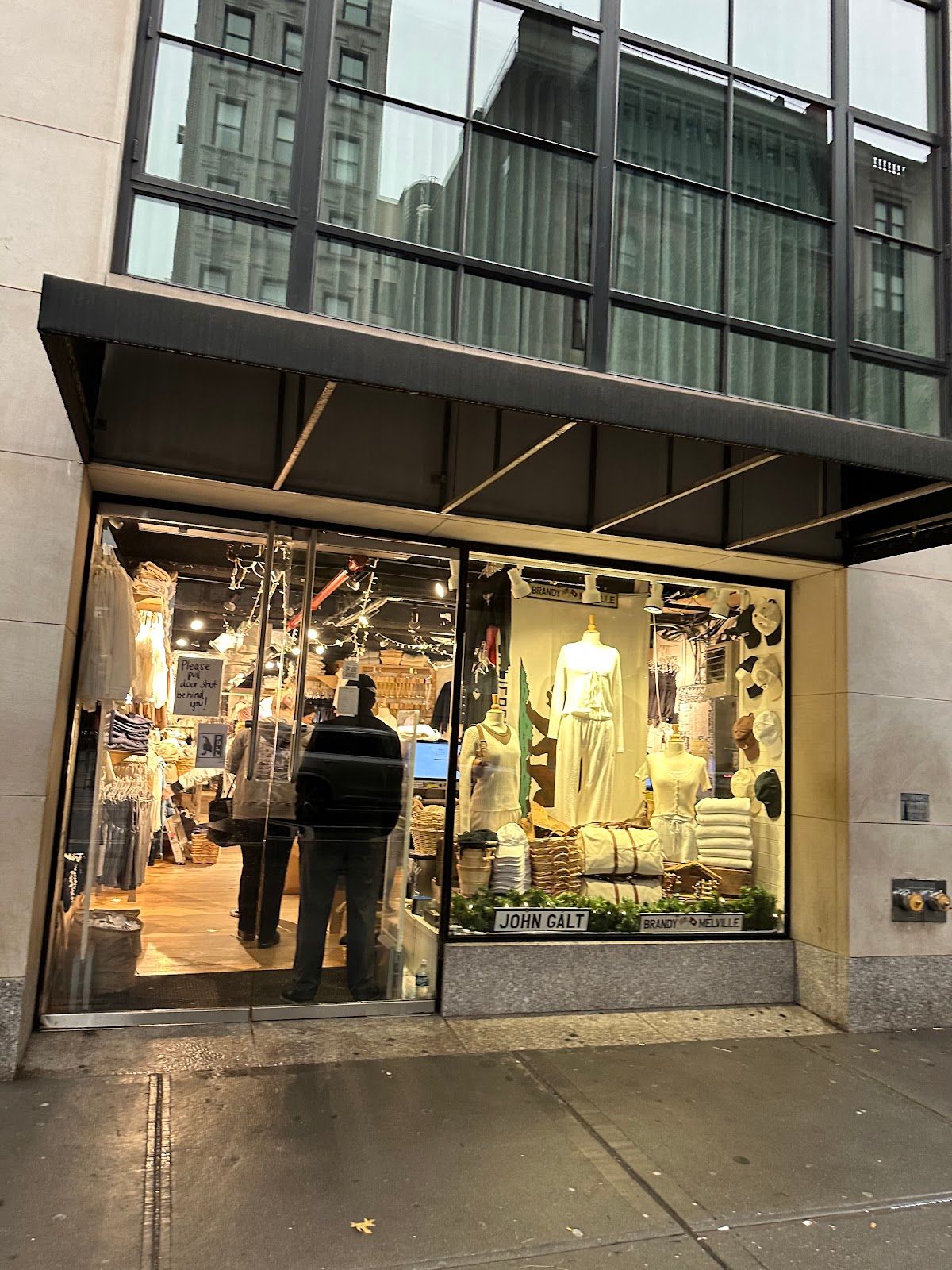 Brandy Melville - Fifth Avenue