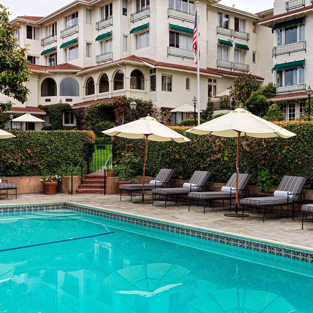 La Playa Hotel