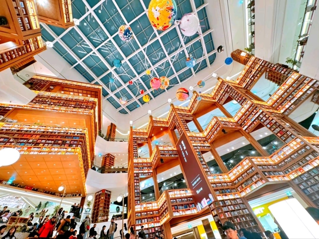 Byeolmadang Library Starfield Suwon