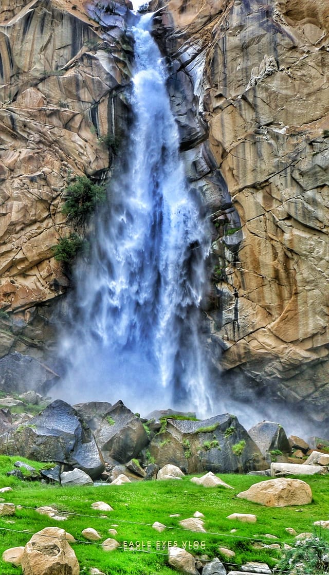 Khamosh/ Shriting Falls